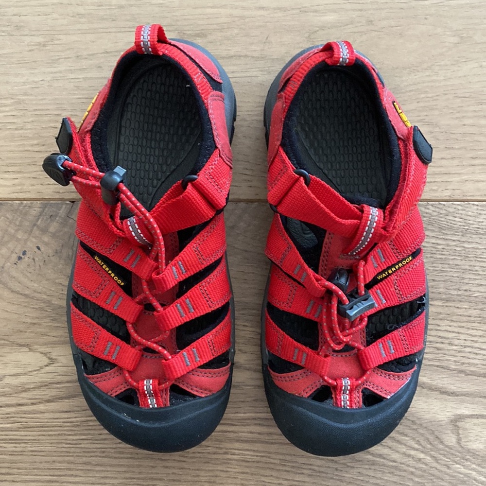 Keen Waterproof Sandals - Picture 2 of 3